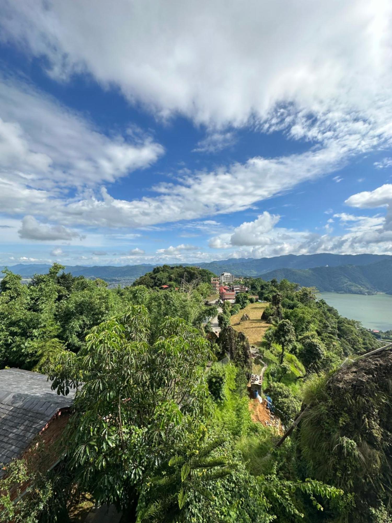 Rock Garden Resort Pokhara Extérieur photo