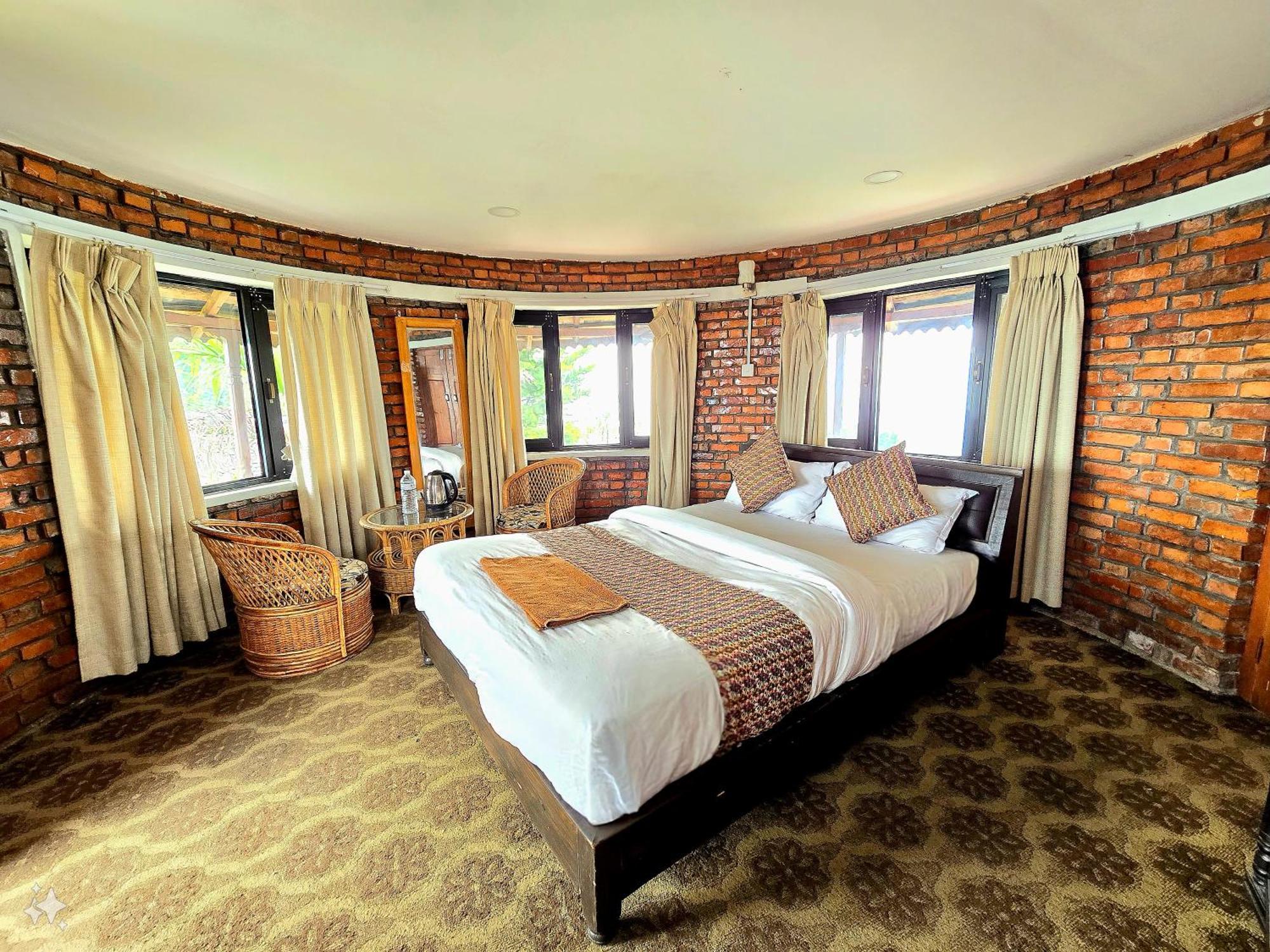 Rock Garden Resort Pokhara Extérieur photo